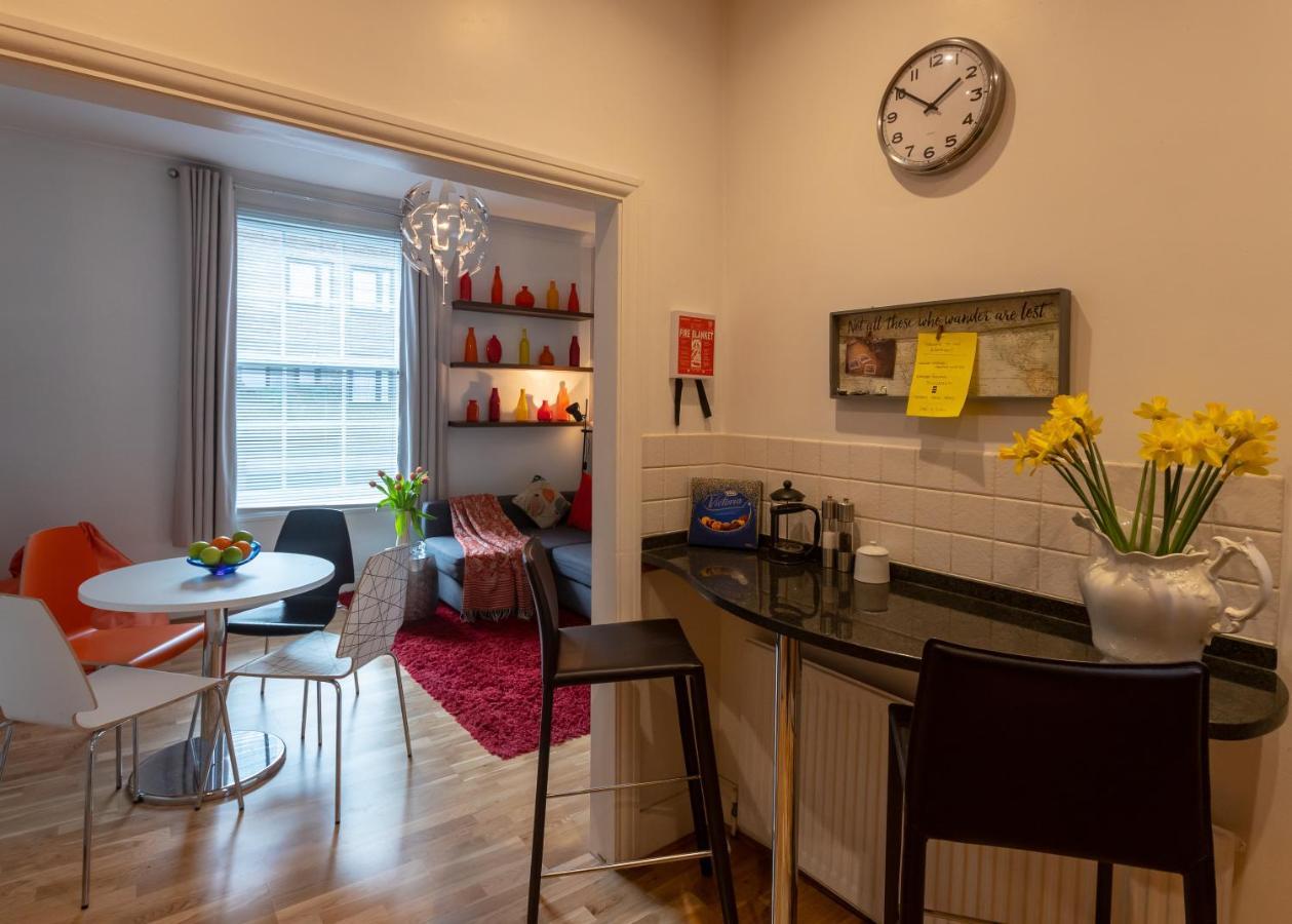 The Wanderlust - 1 Bedroom Apartment L Sleeps 4 With Sofa Bed L Prime Location Plus Free Wifi L Perfect For Business & Leisure Travelers L 15Percent Off Weekly & 20Percent Off Monthly Stays! Лондон Екстер'єр фото
